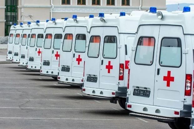 Rusiyalı hərbçilər Ukraynada “qırmızı xaç”lı mikroavtobusu güllələyiblər