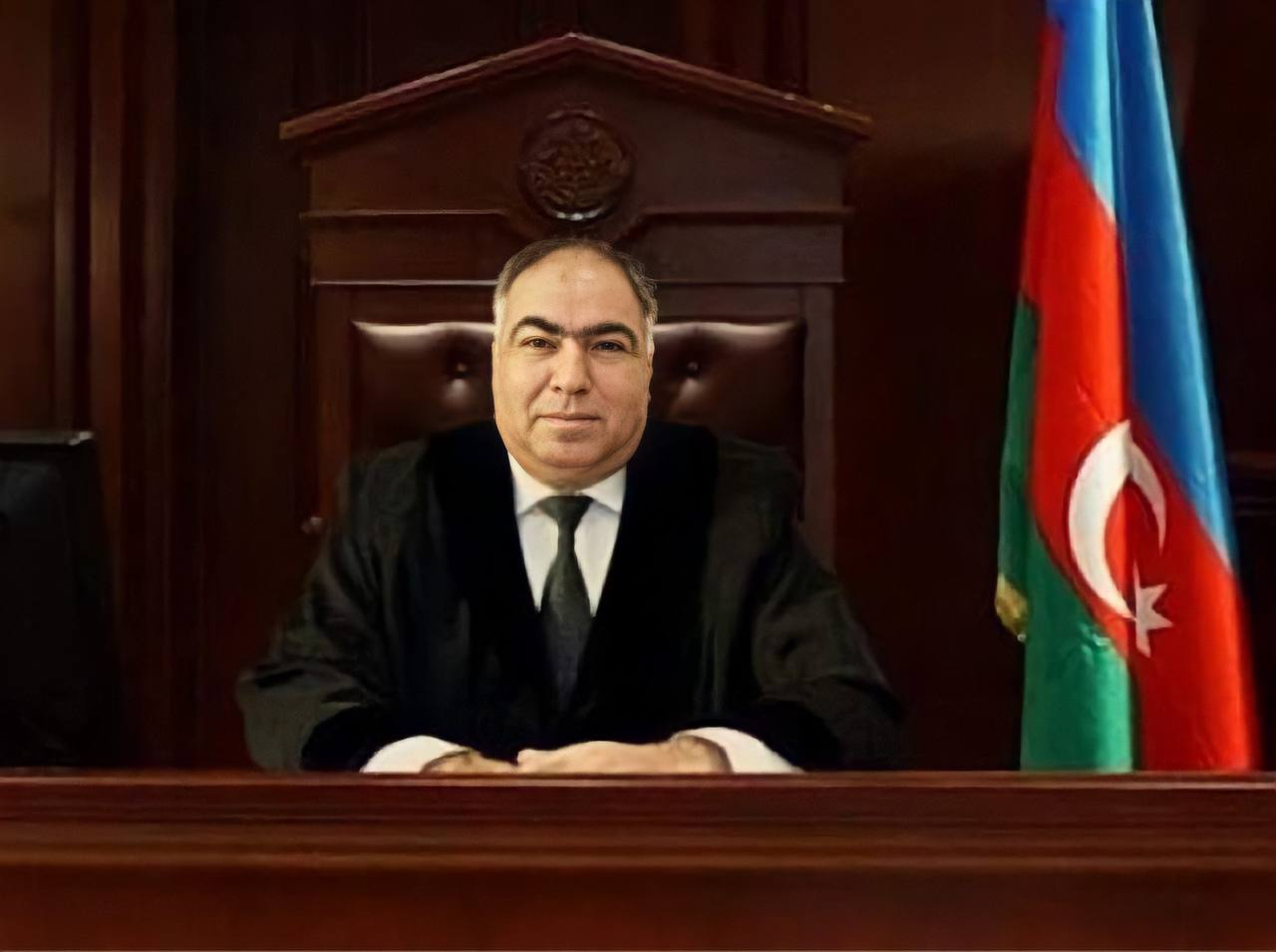 Tanınmış məhkəmə hakimi təqaüdə göndərilir