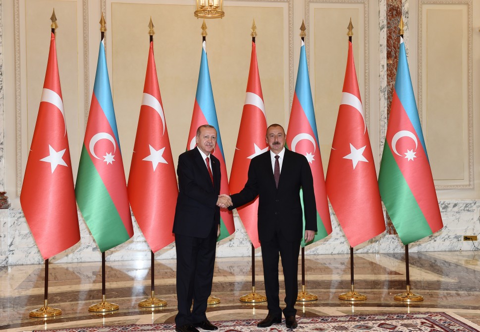İlham Əliyev ilə Rəcəb Tayyib Ərdoğan arasında görüş başladı