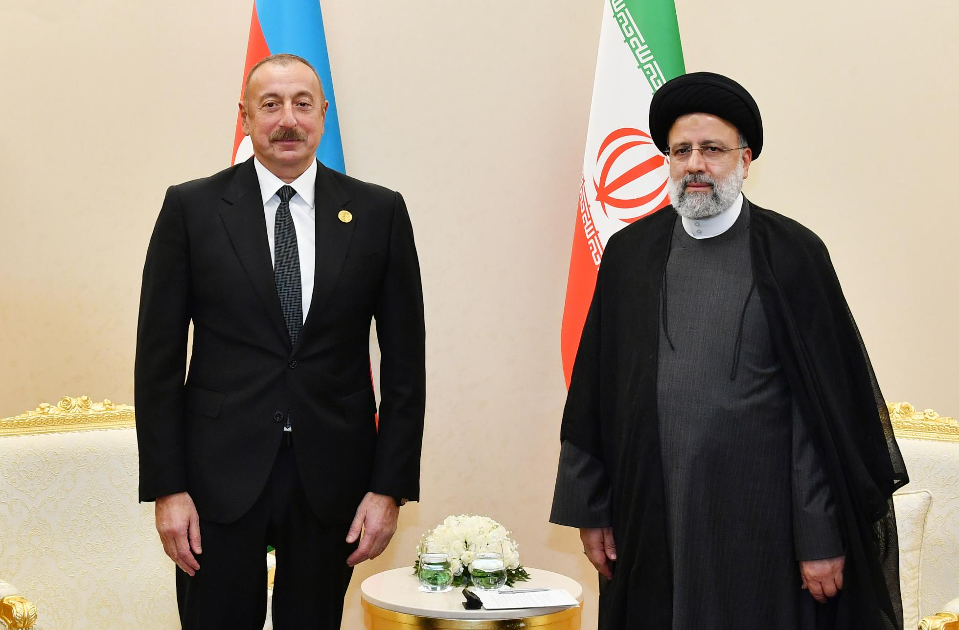 İlham Əliyev İran Prezidentini təbrik etdi