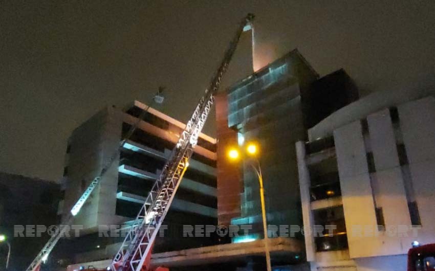 Bakıda hoteldə baş verən yanğın söndürüldü