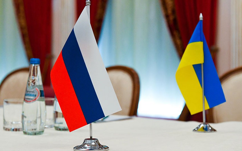 Kreml: Rusiya və Ukrayna arasında danışıqlar videoformatda keçirilir