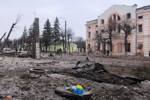 Rusiya ordusu yaşayış məntəqələrini vurdu: Mülki şəxslər həlak oldular