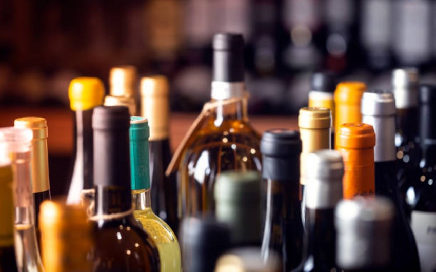 Azərbaycana gətirilən alkoqollu içkilərin aksiz dərəcəsi artırıldı
