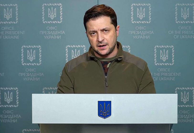 Zelenski: "Xahiş edirəm hava məkanını bağlayın"
