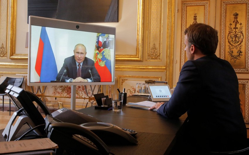 Putin Makronla Ukraynadakı vəziyyəti müzakirə etdi