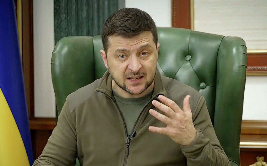 Volodimir Zelenski: "Qərblə Rusiya arasında qalmışıq”