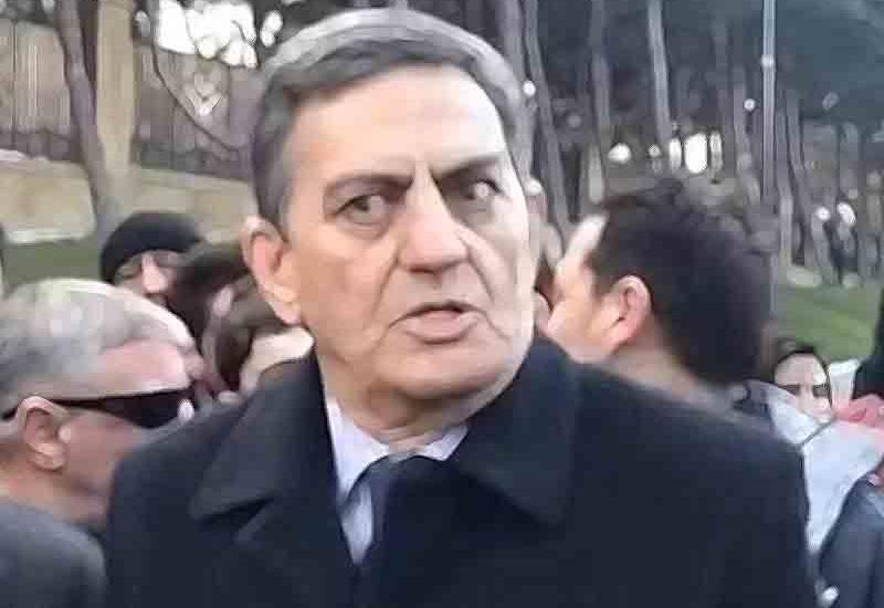 Əli Kərimli Azərbaycan əleyhinə status yazdı, biabır oldu - FOTOFAKT