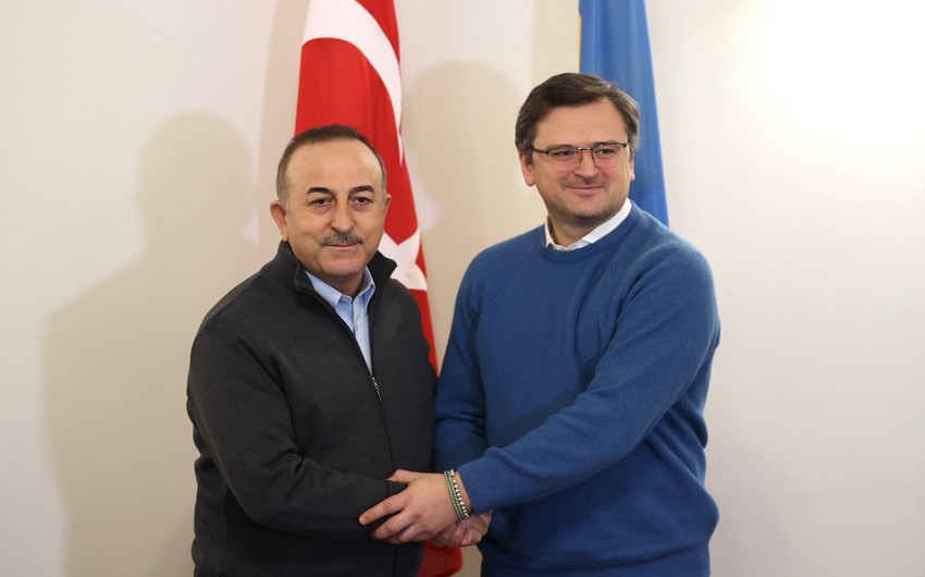 Çavuşoğlu və Kuleba arasında telefon danışığı oldu