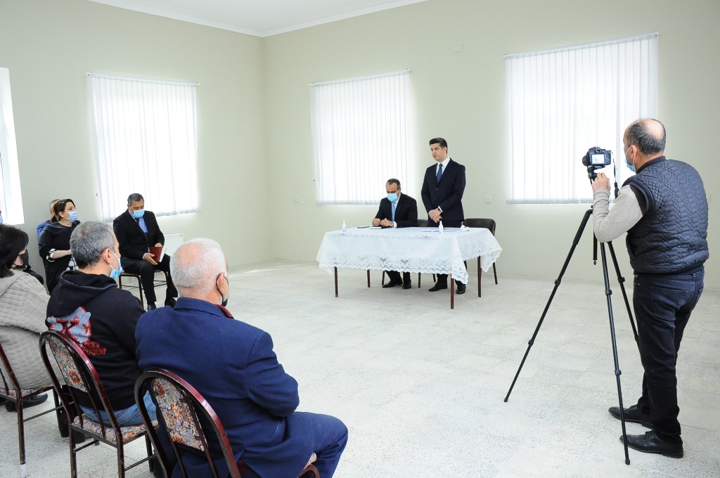Naftalanda sakinlərlə növbəti səyyar qəbul keçirildi - FOTOLAR