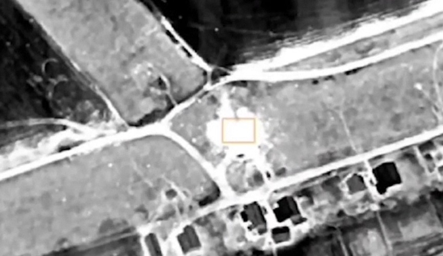 Rusiya qırıcısı Ukraynanın "S-300"nü vurdu - VİDEO