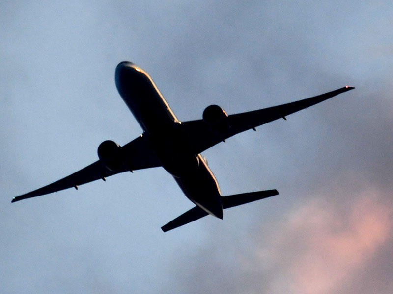 May ayından Varşava-Bakı aviareysləri açılacaq