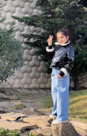 Gülay Zeynallı anası və qızı ilə görüntülərini paylaşdı - FOTO
