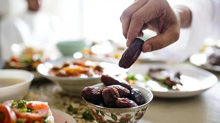 Ramazanın üçüncü gününün duası - İmsak və iftar vaxtı