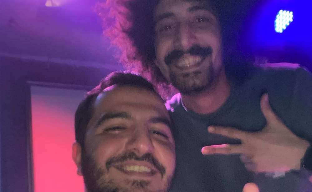 Partlayış olan klubdakı müğənni: 