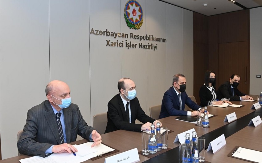 Azərbaycanın xarici işlər naziri İsraildə törədilən terror aktını qınadı