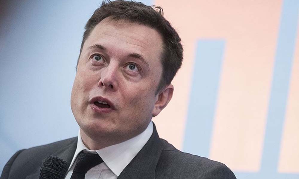 Elon Mask vəzifədən imtina etdi