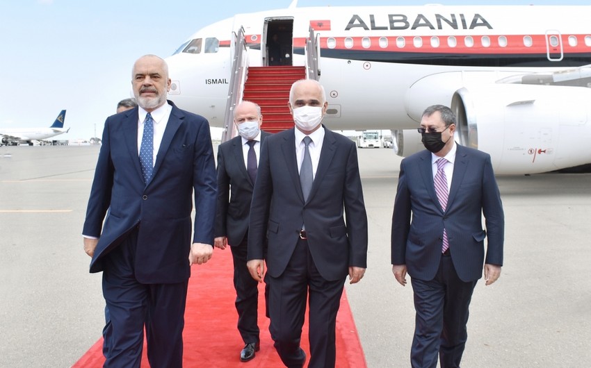 Albaniyanın Baş naziri Azərbaycana rəsmi səfərə gəlib