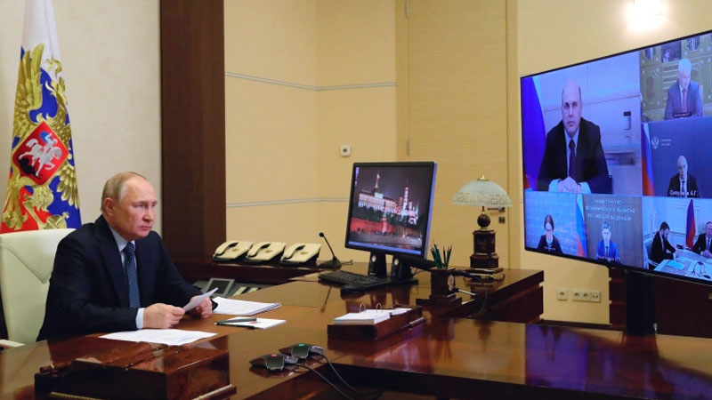 Putin: Rusiyaya qarşı qoyulan sanksiyalar uğursuz oldu