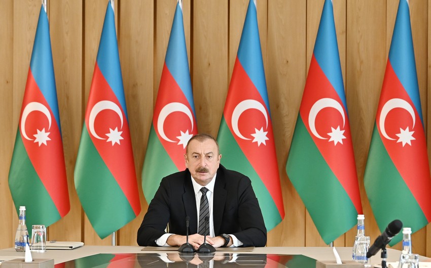 İlham Əliyev üç ölkənin yeni səfirinin etimadnaməsini qəbul etdi