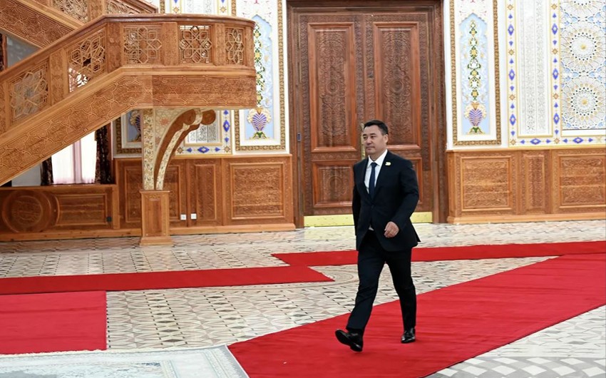 Qırğızıstan Prezidenti Azərbaycana rəsmi səfərə yola düşdü