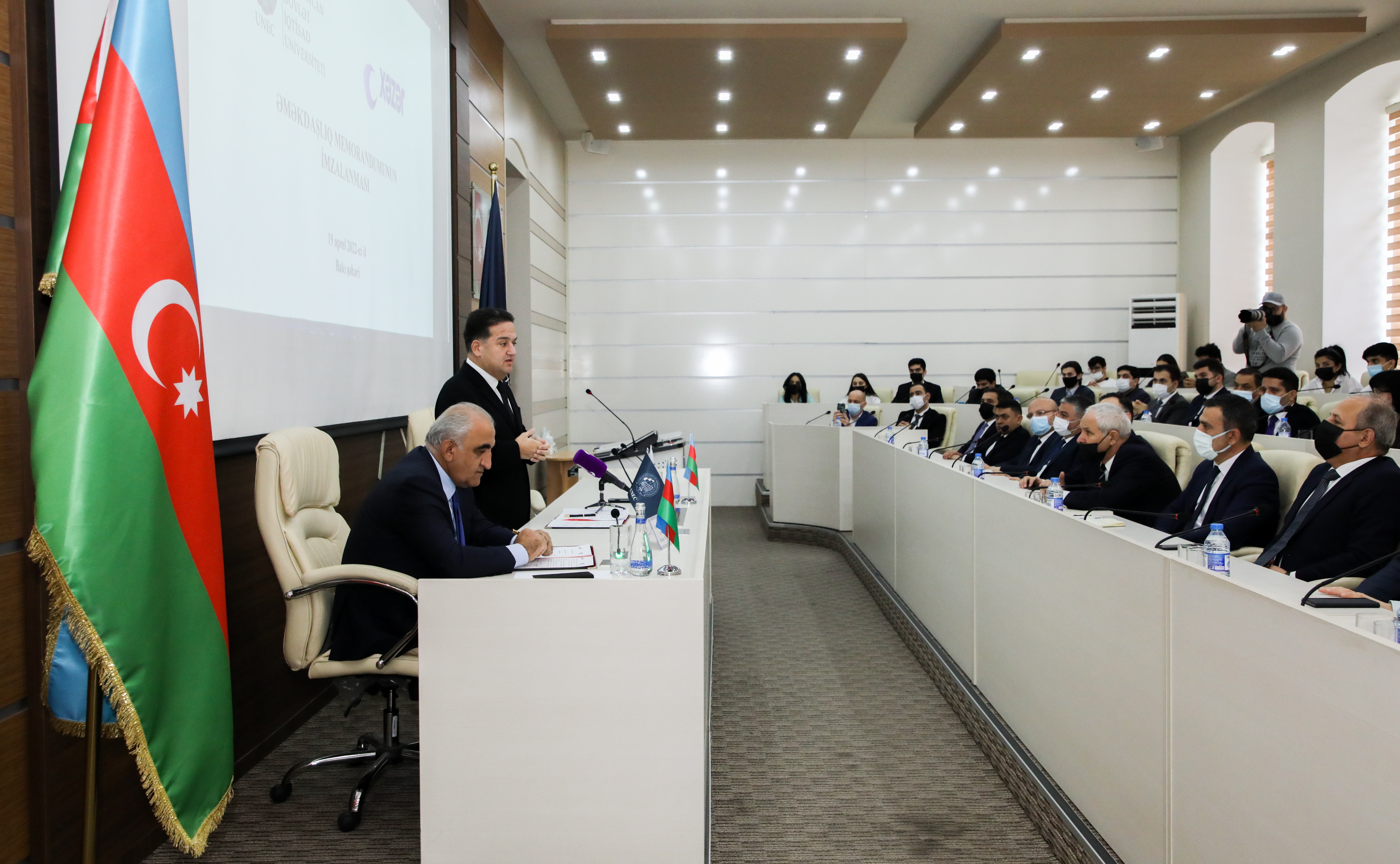 UNEC - lə 'Xəzər Media Mərkəzi' arasında əməkdaşlıq memorandumu imzalandı - FOTOLAR