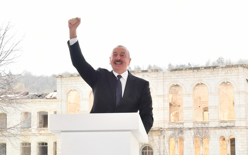 "Biz hamımız azərbaycanlıları bir nöqtəyə vururduq"