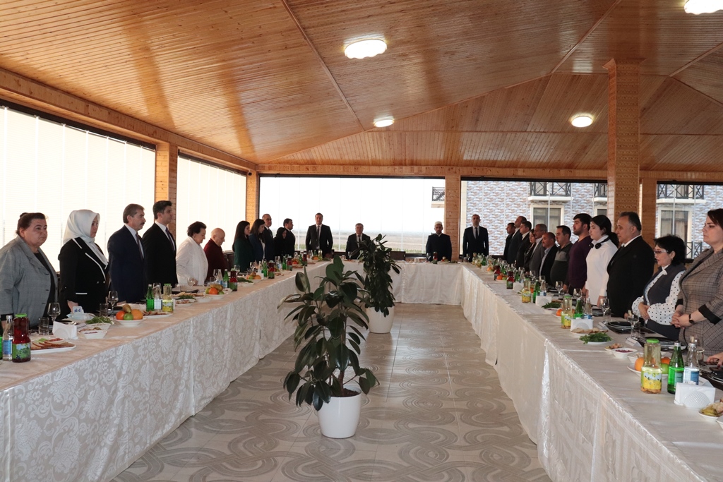 Naftalanda iftar süfrəsi açılıb - FOTOLAR