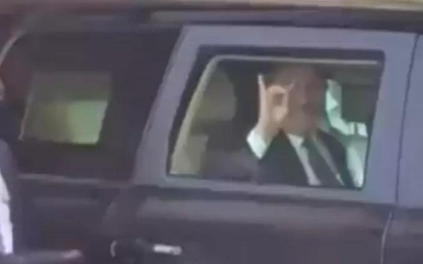 Çavuşoğlu ermənilərə “Bozqurd” işarəsi ilə cavab verdi - VİDEO