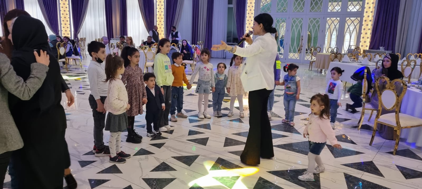 Abşeronlu şəhid övladlarının Heydər Əliyev Mərkəzinə ekskursiyası təşkil edilib - FOTOLAR