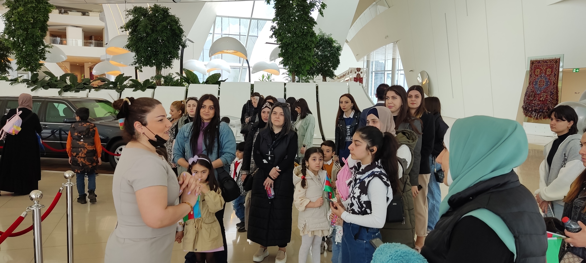 Abşeronlu şəhid övladlarının Heydər Əliyev Mərkəzinə ekskursiyası təşkil edilib - FOTOLAR