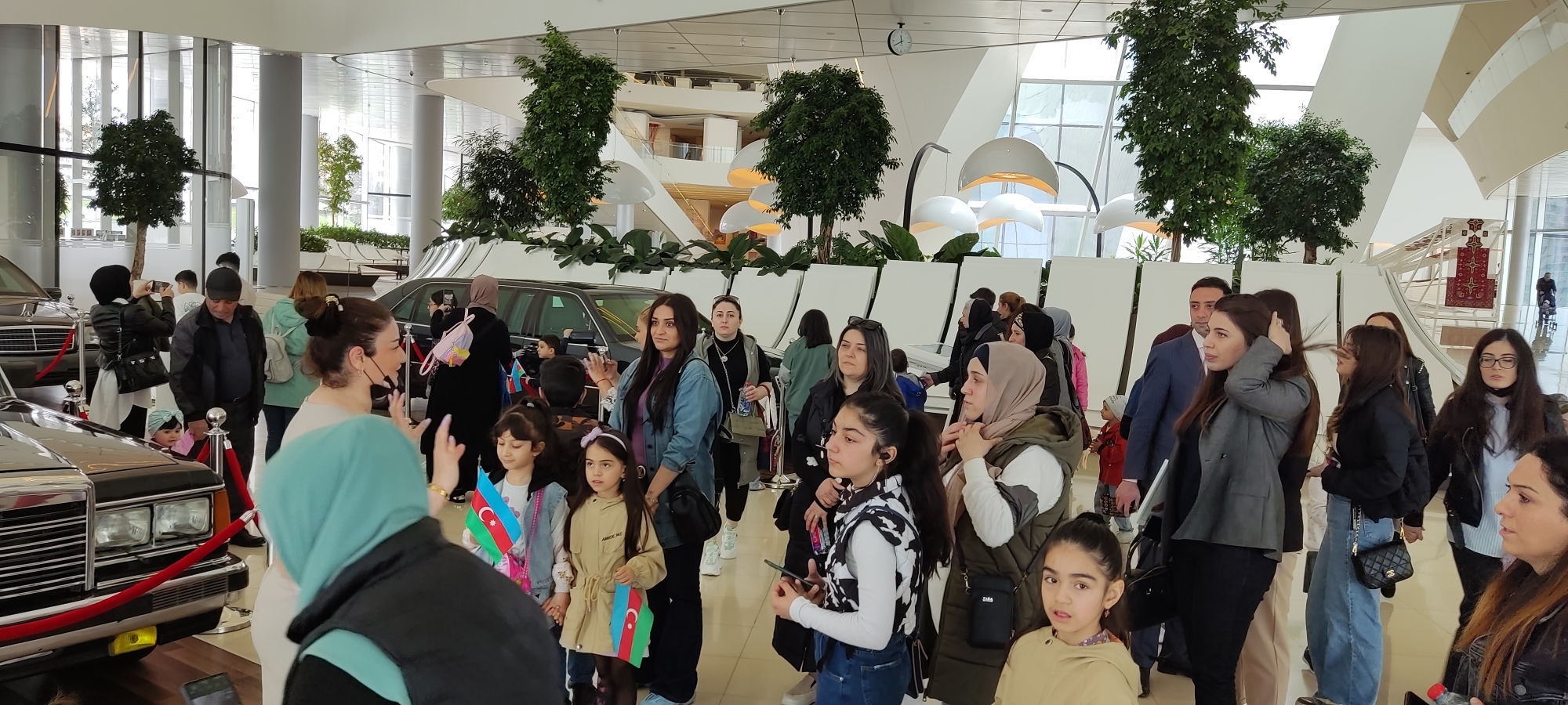 Abşeronlu şəhid övladlarının Heydər Əliyev Mərkəzinə ekskursiyası təşkil edilib - FOTOLAR