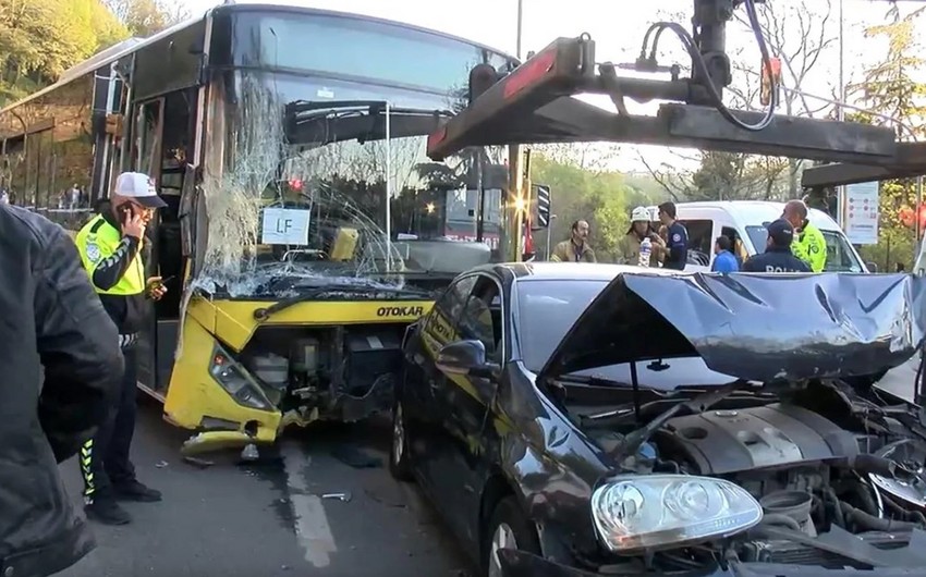 İstanbulda 16 avtomobil toqquşub, xəsarət alanlar var