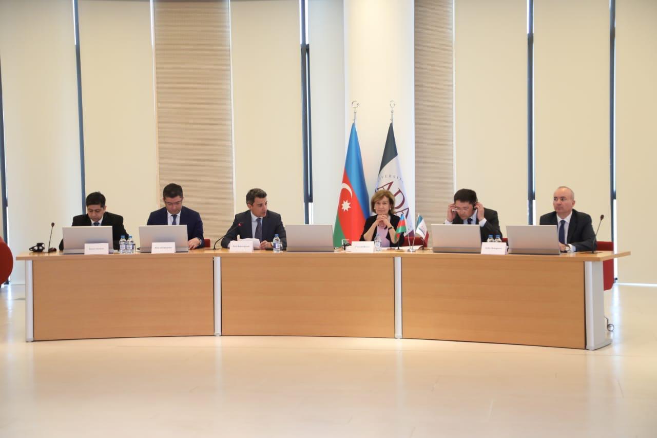 “Dezinformasiyanın artımı: media sahəsinə təsiri və səmərəli cavab tədbirləri strategiyaları” mövzusunda dəyirmi masa keçirildi