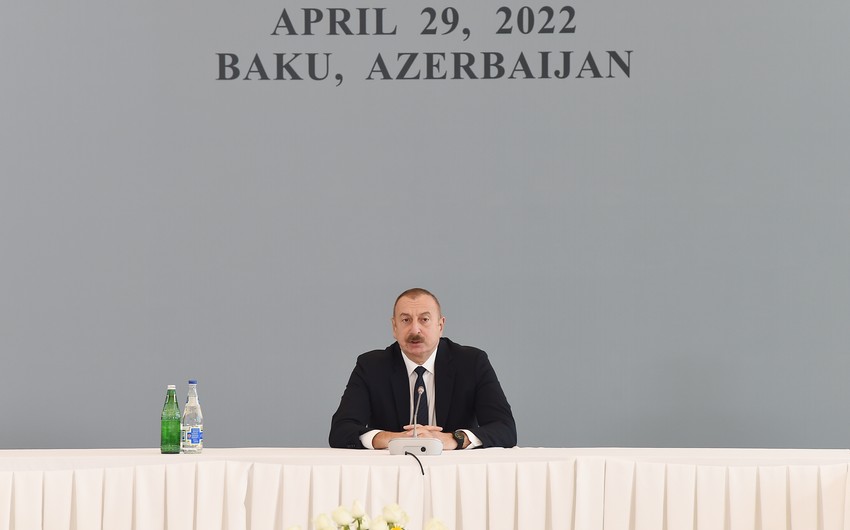 "Müharibə dövründə Rusiyadan Ermənistana silah tədarükünün yollarını izləyirdik"
