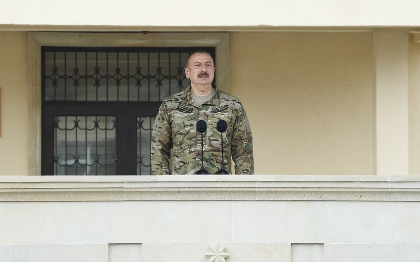 İlham Əliyev: "Ermənistanın kapitulyasiya aktına imza atmaq mənim həyatımda ən qürurlu hadisədir"