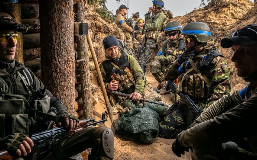 Ukrayna Rusiya qərargahlarını sıradan çıxarıb, 1 general, 300-dək hərbçi öldürüldü