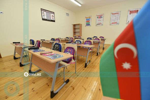 Bu gün açılışı olan Sabunçu rayonundakı yeni məktəb binasından FOTOREPORTAJ