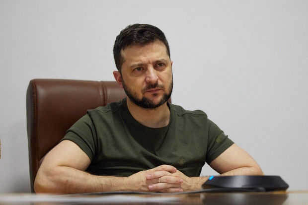 Zelenski: “İşğalçılar mədəniyyəti, təhsili, insanlığı özlərinə düşmən seçiblər”