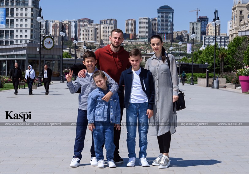 "Qarabağ"ın futbolçusunun sevgi hekayəsi - FOTOLAR