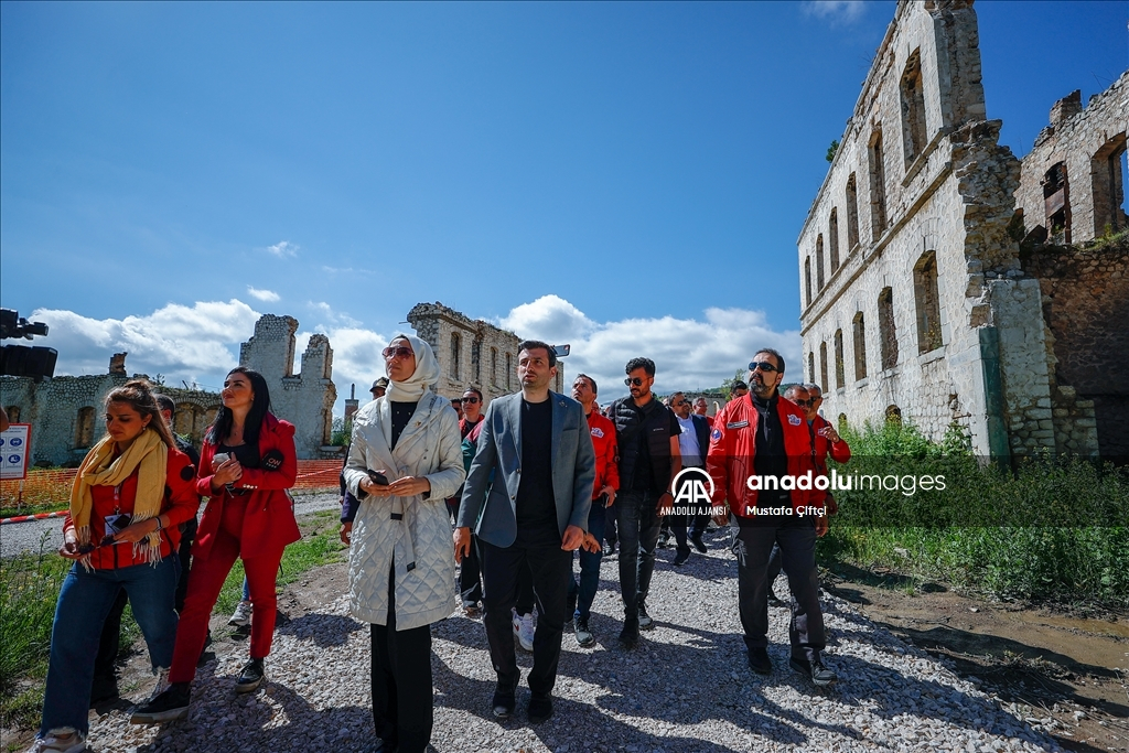 Selçuk Bayraktar həyat yoldaşı ilə Şuşada - FOTO