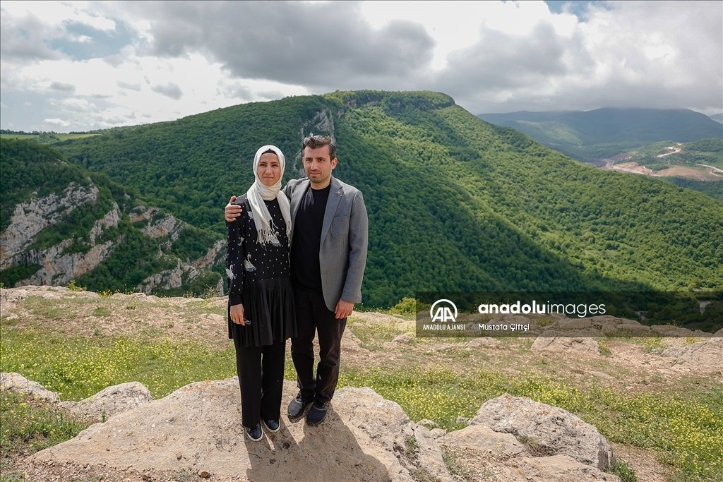 Selçuk Bayraktar həyat yoldaşı ilə Şuşada - FOTO