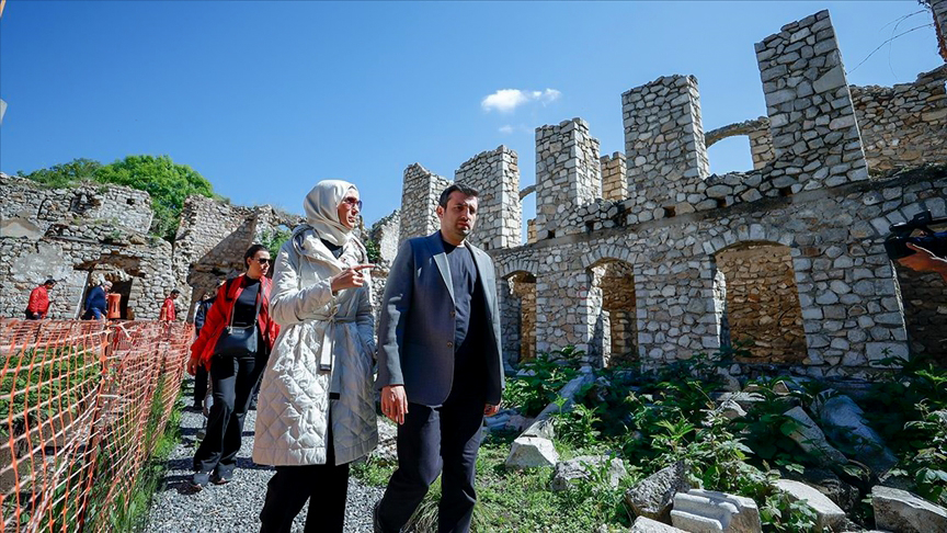 Selçuk Bayraktar həyat yoldaşı ilə Şuşada - FOTO