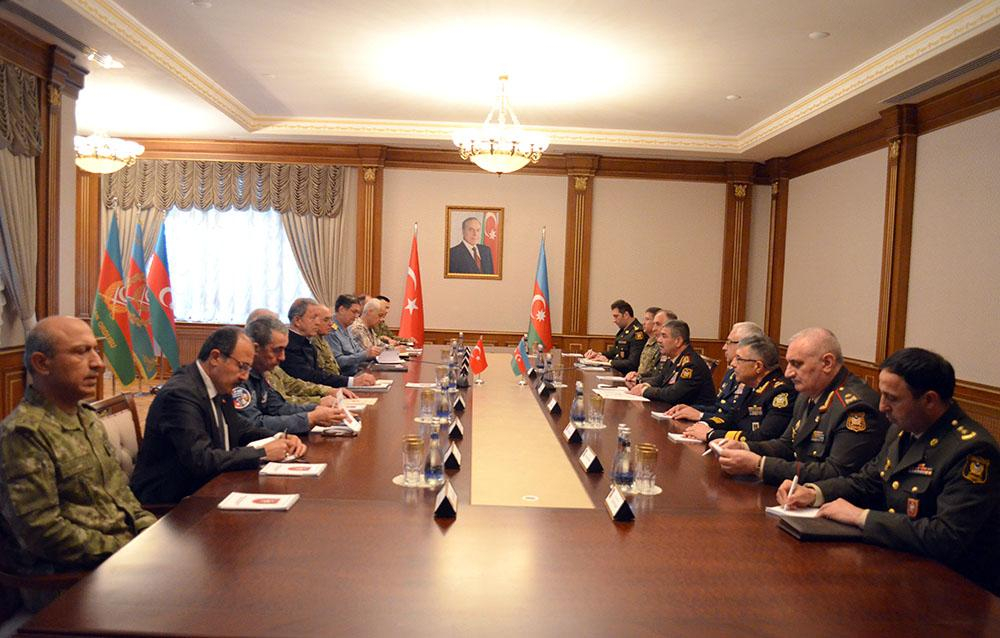 Hulusi Akar Azərbaycana gəldi - FOTO