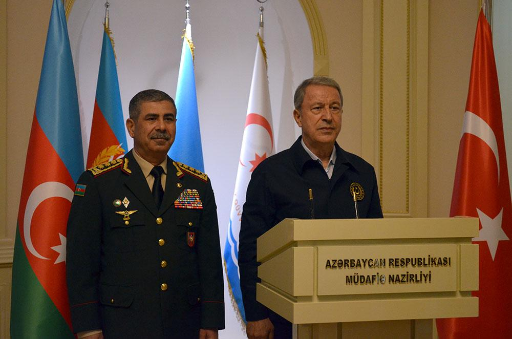 Hulusi Akar Azərbaycana gəldi - FOTO