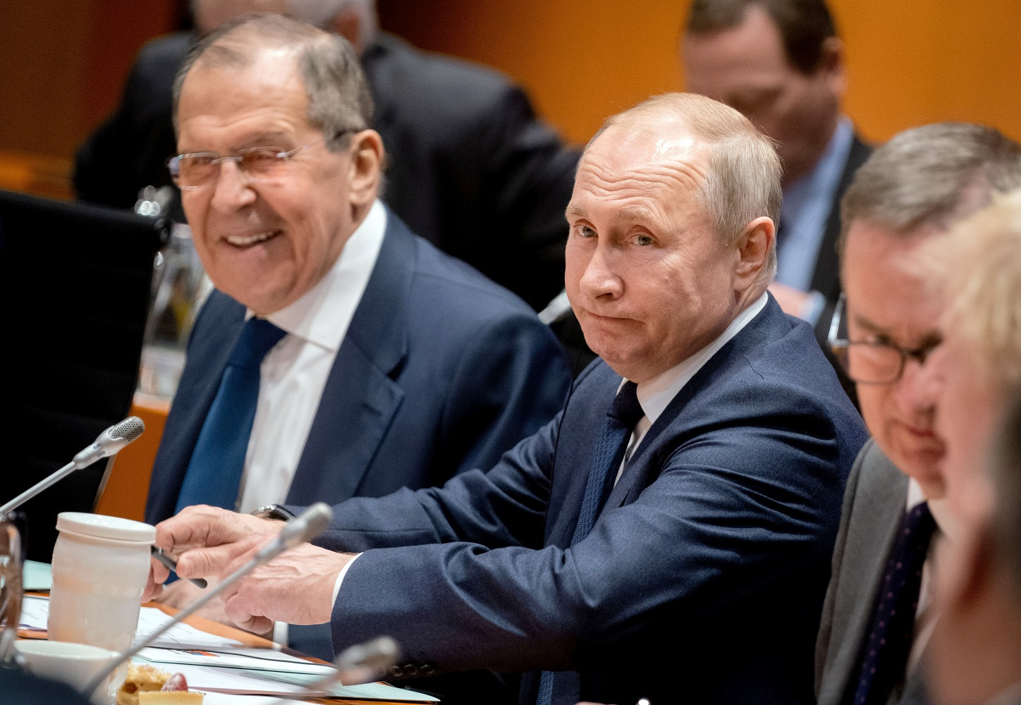 "Putin xərçəngdir" iddiasının pərdəarxası: "Ekranda göründüyü kimi.."