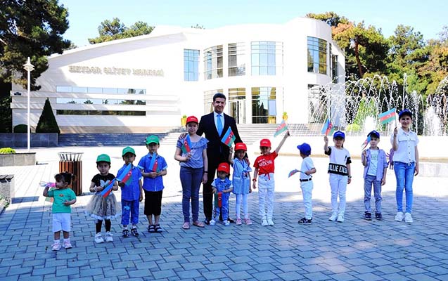 Naftalanda şəhid və qazi övladları üçün bayram tədbiri - Fotolar