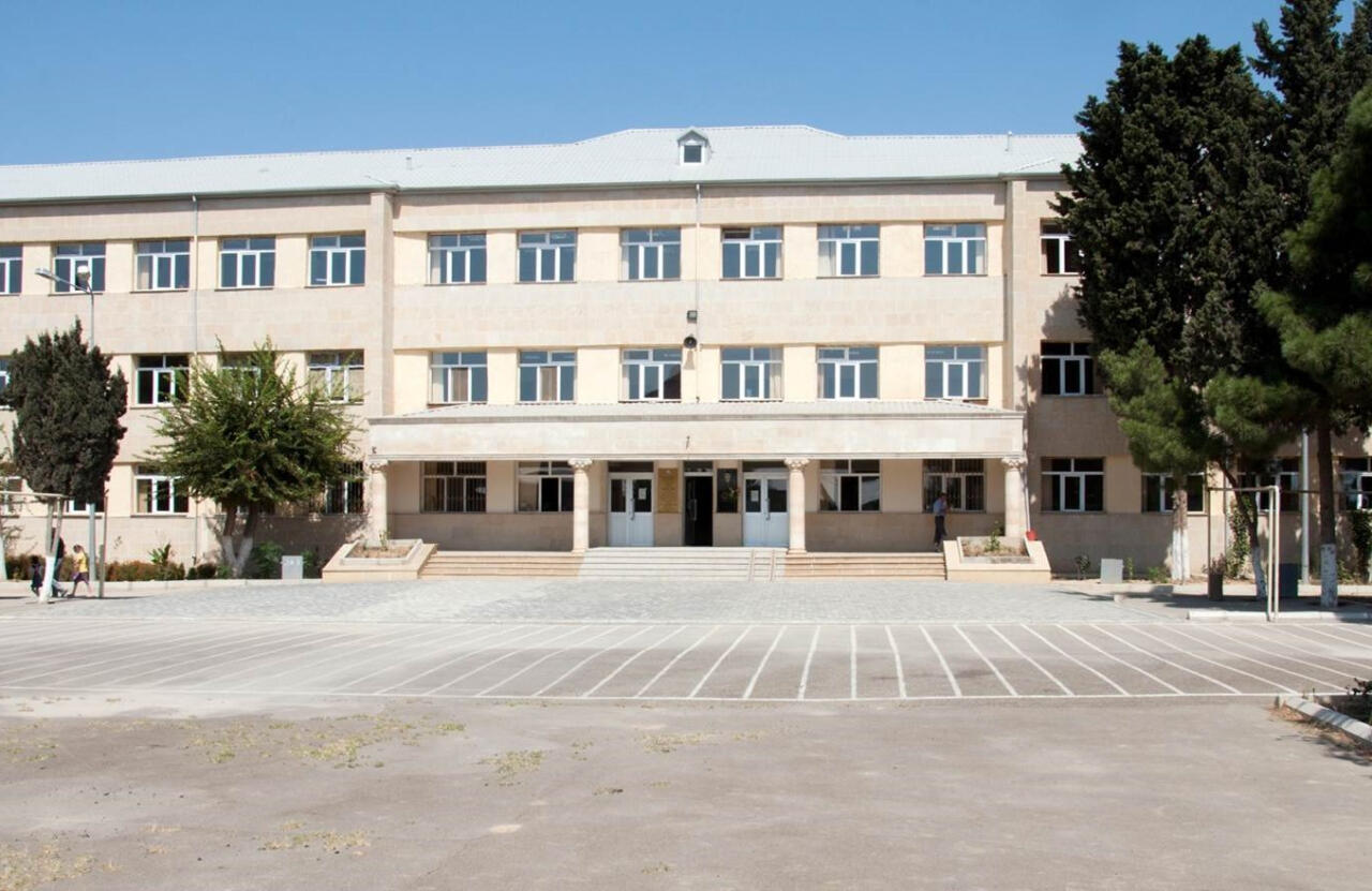 Yemək yeyərkən ölən məktəblinin FOTOSU