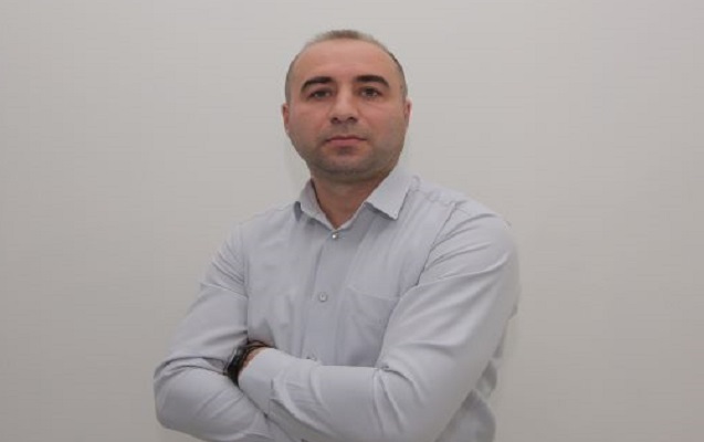 Zaqatalada AĞIR QƏZA zamanı yaralanan müəllim öldü