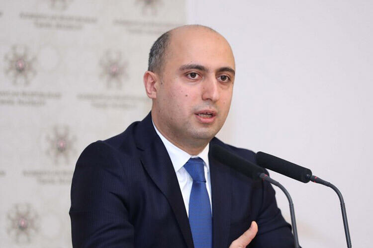 Bütün məktəblər 6 günlük olacaq? - Nazirdən açıqlama